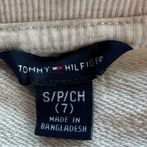 Tommy Hilfiger Girls Rainbow Logo Short Sleeve Tee Shirt Size 7 - Picture 5 of 6